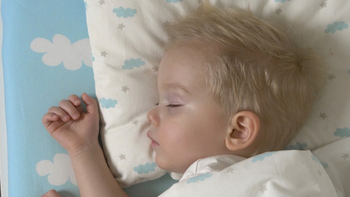 niño durmiendo